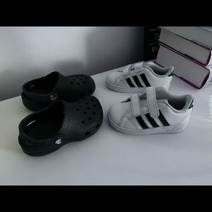 DO NOT BUY BOTH SHOES BEEN SOLD IDK WHY IT DUPLICATED THE LISTING TWICE